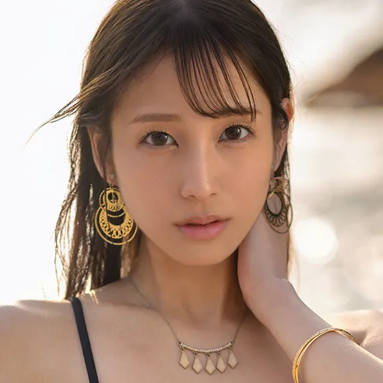 深海回声最新高清电影海报